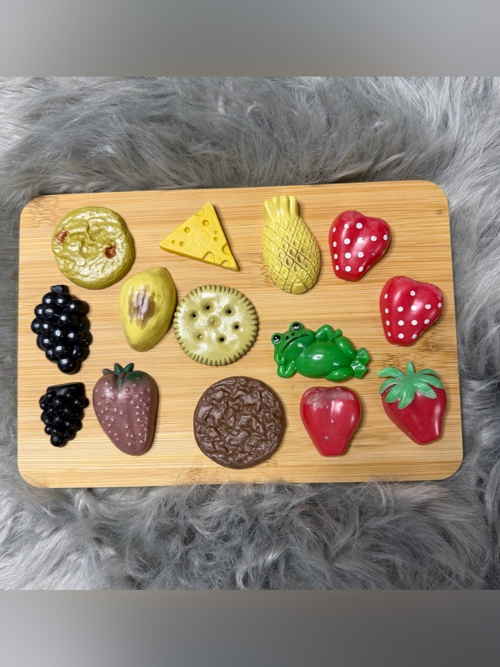 VTG MCM Fruit Cookies Fridge Kitchen Refrigerator Magnets Plastic 14 pc lot 70s